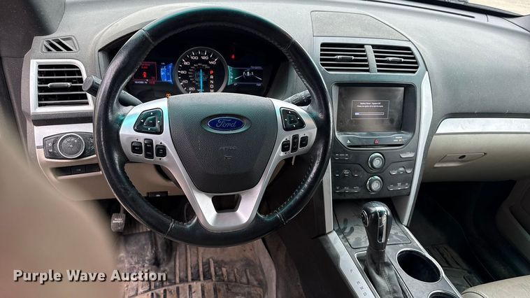 image for item EN3976 2013 Ford Explorer XLT SUV