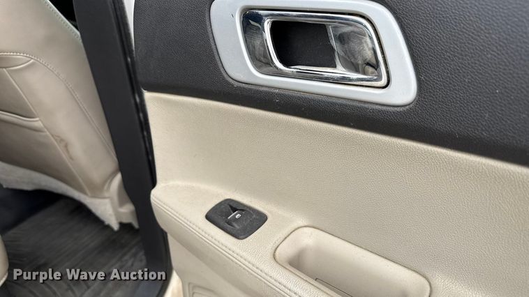 image for item EN3976 2013 Ford Explorer XLT SUV