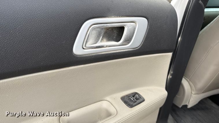 image for item EN3976 2013 Ford Explorer XLT SUV