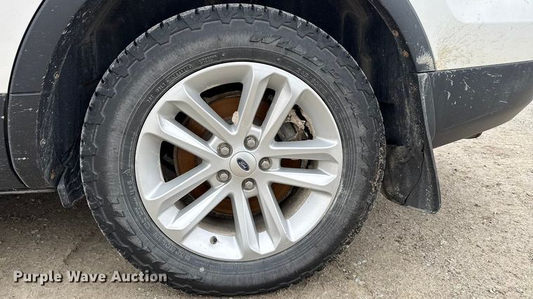 image for item EN3976 2013 Ford Explorer XLT SUV