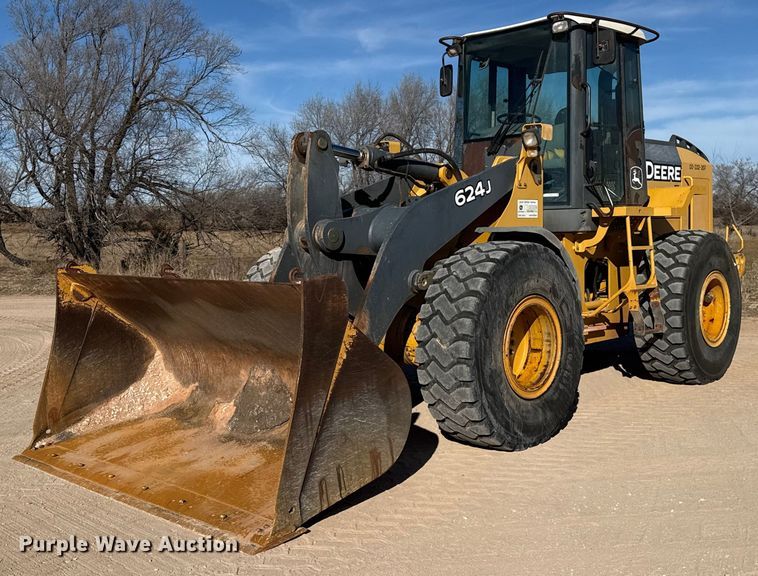 image for item EP2783 2005 John Deere 624J wheel loader