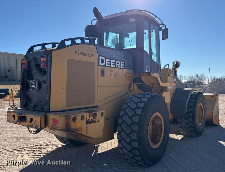 image for item EP2783 2005 John Deere 624J wheel loader