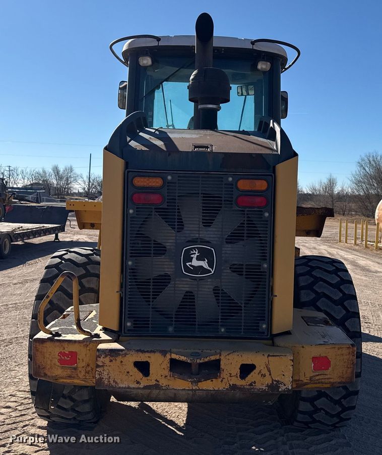 image for item EP2783 2005 John Deere 624J wheel loader