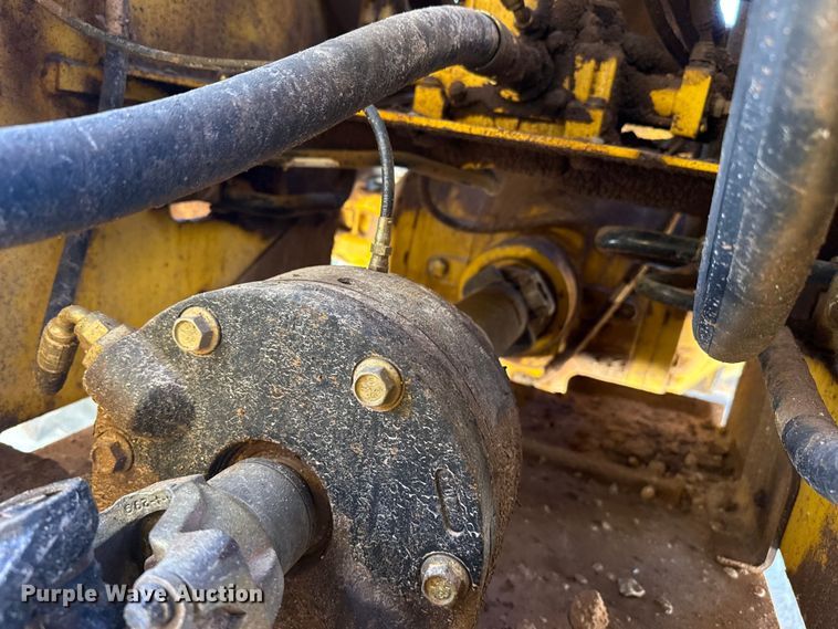 image for item EP2783 2005 John Deere 624J wheel loader