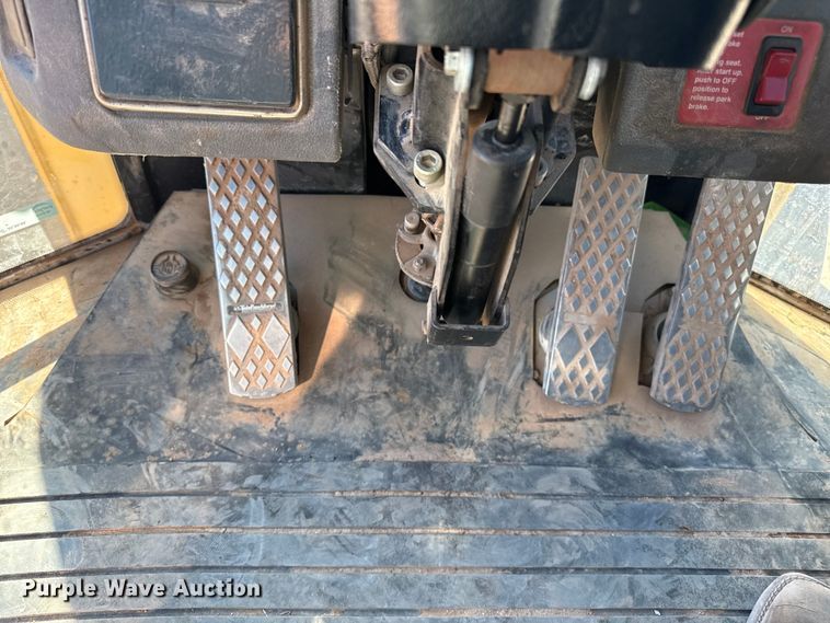 image for item EP2783 2005 John Deere 624J wheel loader