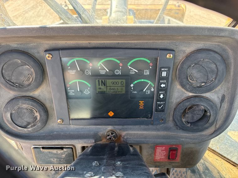 image for item EP2783 2005 John Deere 624J wheel loader