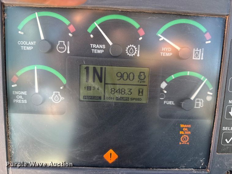 image for item EP2783 2005 John Deere 624J wheel loader