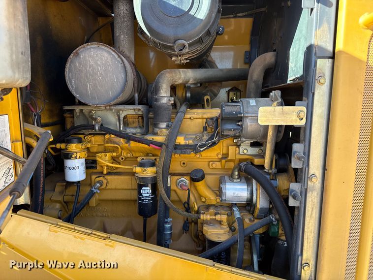 image for item EP2783 2005 John Deere 624J wheel loader