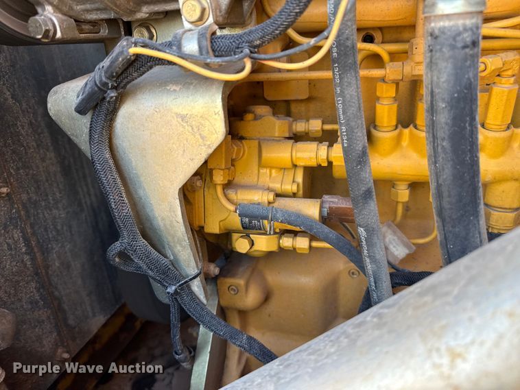 image for item EP2783 2005 John Deere 624J wheel loader