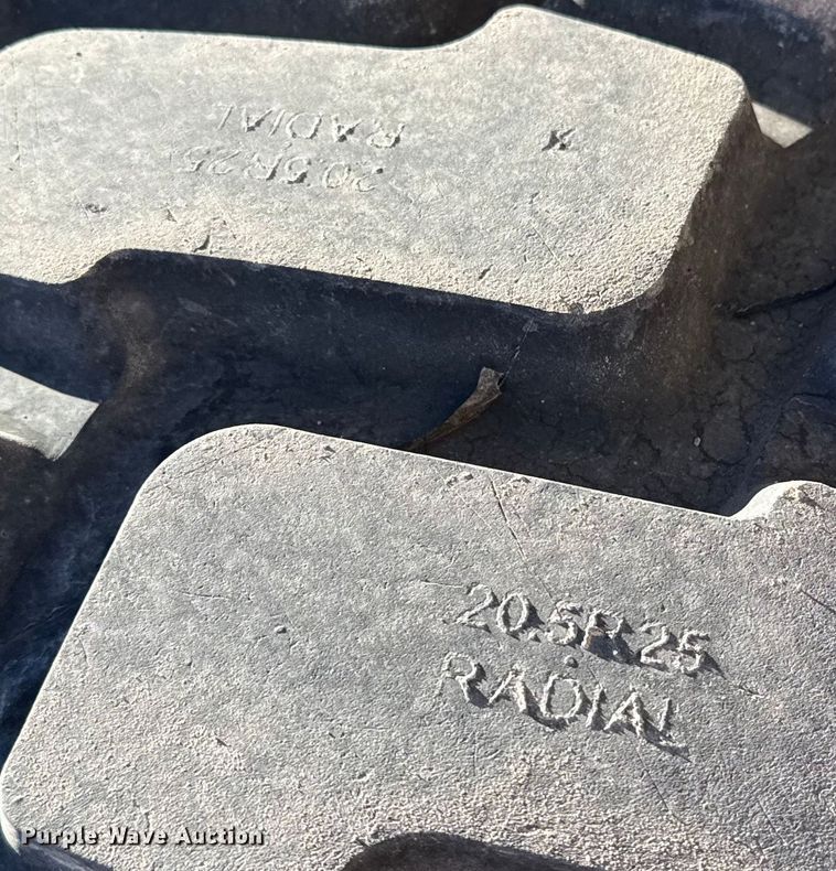 image for item EP2783 2005 John Deere 624J wheel loader