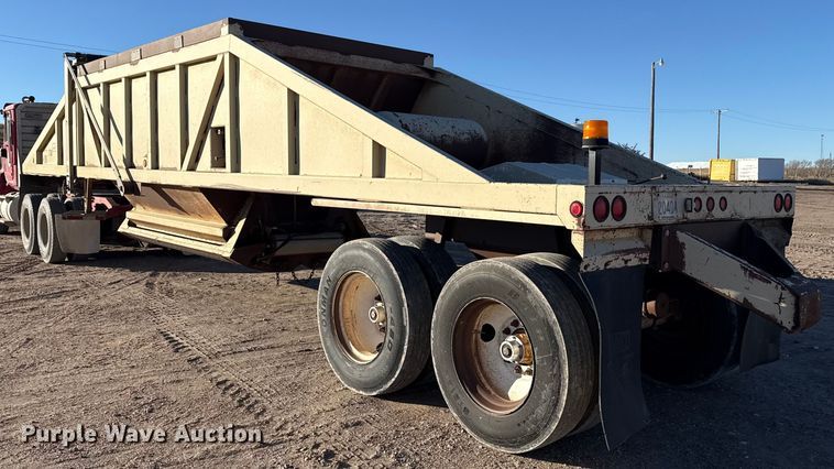 image for item EP2836 1990 Ranch Mfg bottom dump trailer