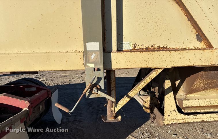 image for item EP2836 1990 Ranch Mfg bottom dump trailer