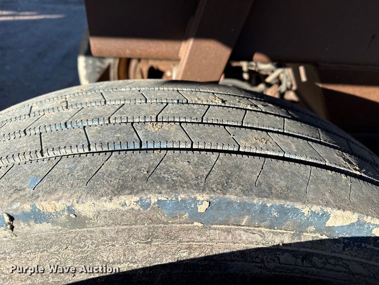 image for item EP2836 1990 Ranch Mfg bottom dump trailer