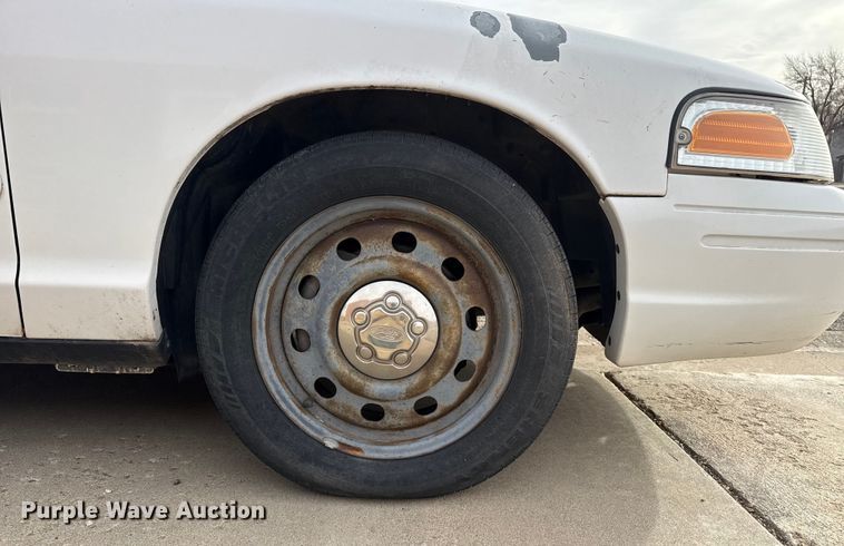 image for item EP2847 2008 Ford Crown Victoria Police Interceptor 