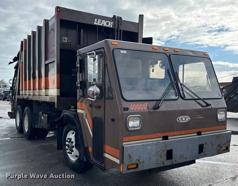 image for item ER0383 2005 Crane Carrier Company refuse truck