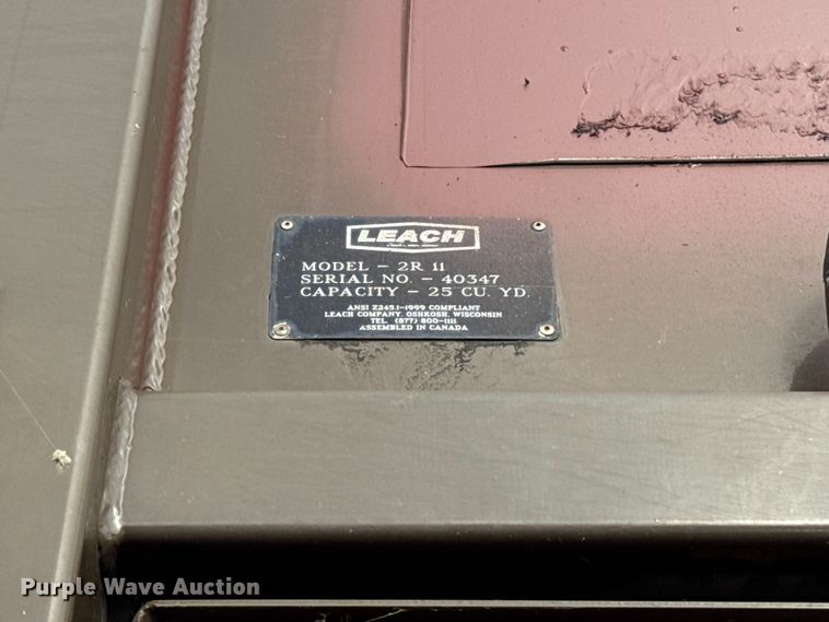 image for item ER0383 2005 Crane Carrier Company refuse truck