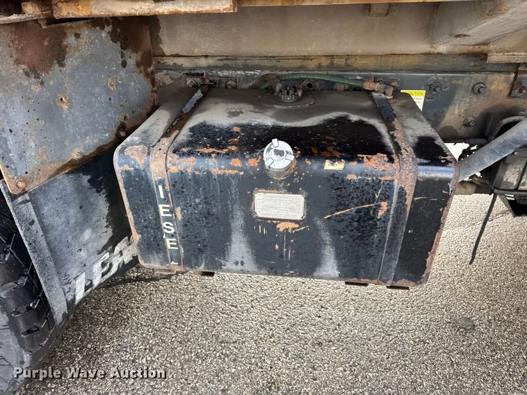 image for item ER0383 2005 Crane Carrier Company refuse truck