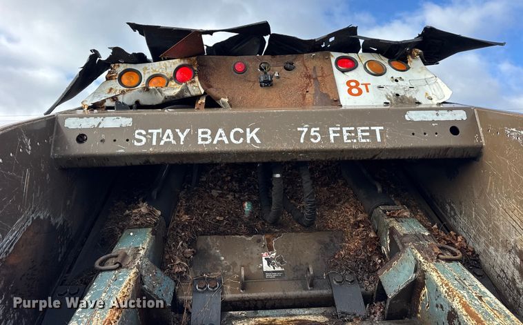 image for item ER0383 2005 Crane Carrier Company refuse truck