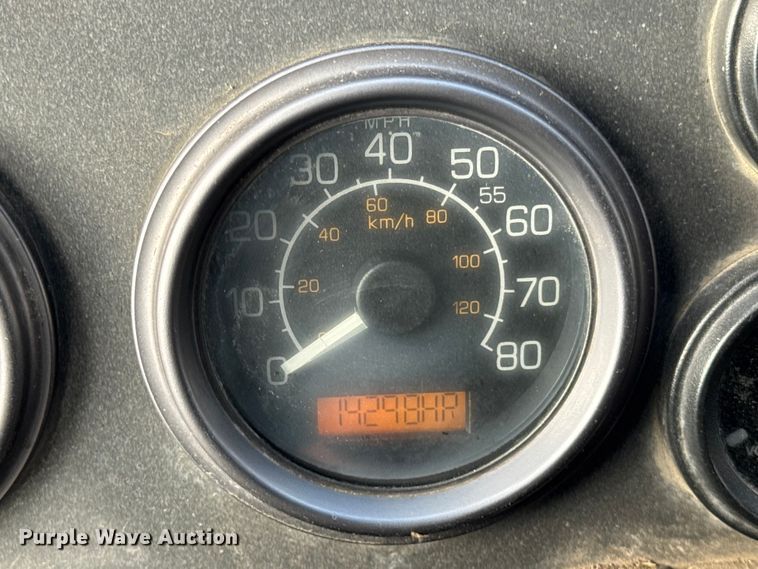 image for item ER0383 2005 Crane Carrier Company refuse truck