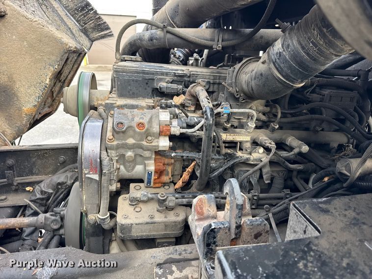 image for item ER0383 2005 Crane Carrier Company refuse truck