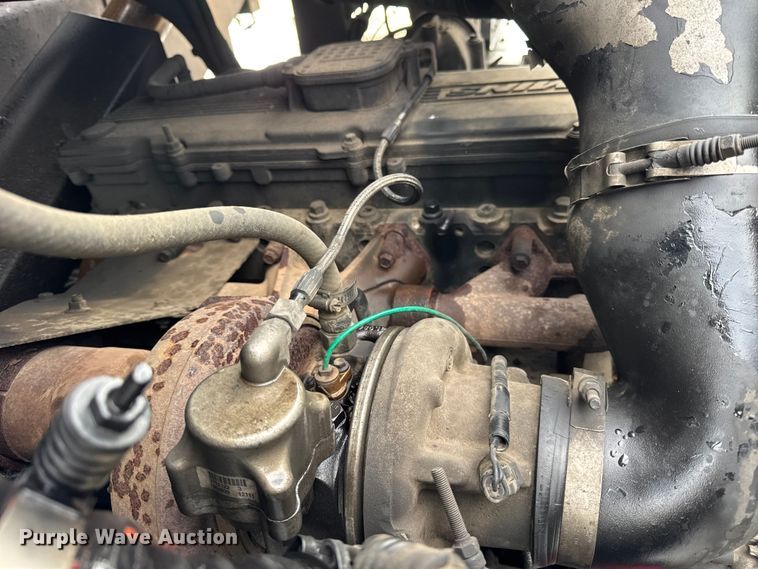 image for item ER0383 2005 Crane Carrier Company refuse truck