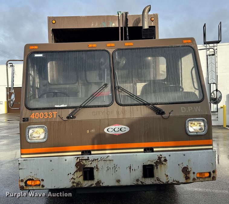 image for item ER0384 2007 Crane Carrier Company refuse truck