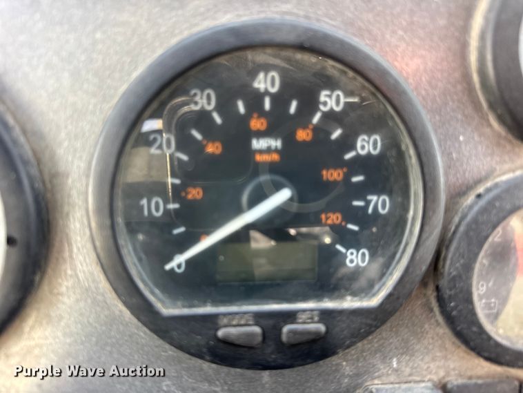 image for item ER0384 2007 Crane Carrier Company refuse truck