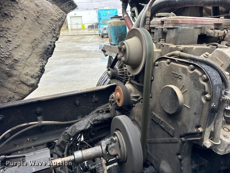 image for item ER0384 2007 Crane Carrier Company refuse truck