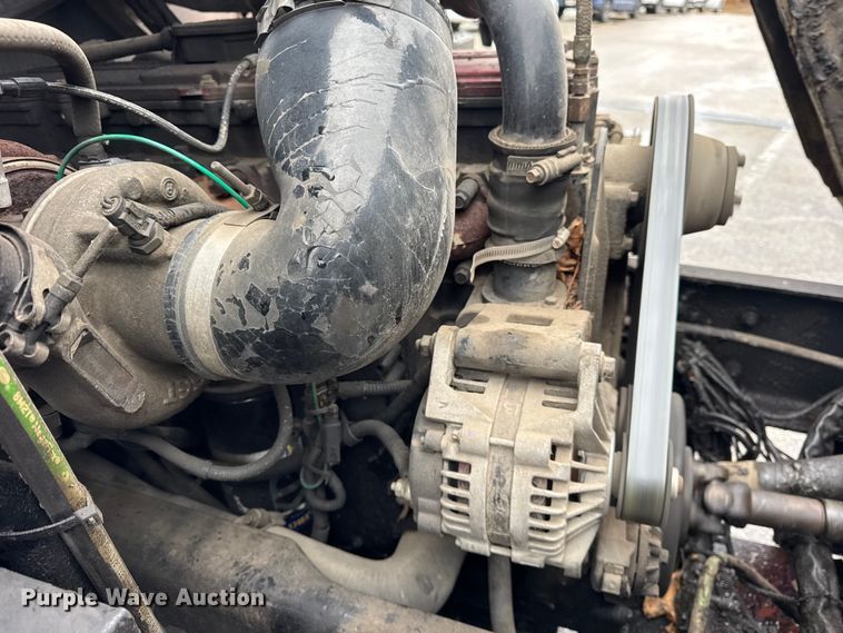 image for item ER0384 2007 Crane Carrier Company refuse truck