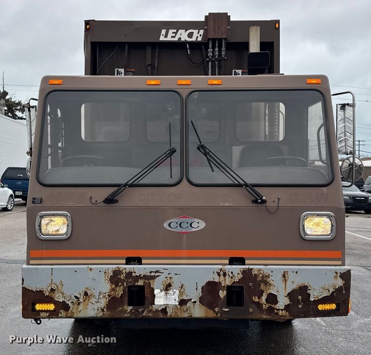 image for item ER0385 2005 Crane Carrier Company refuse truck