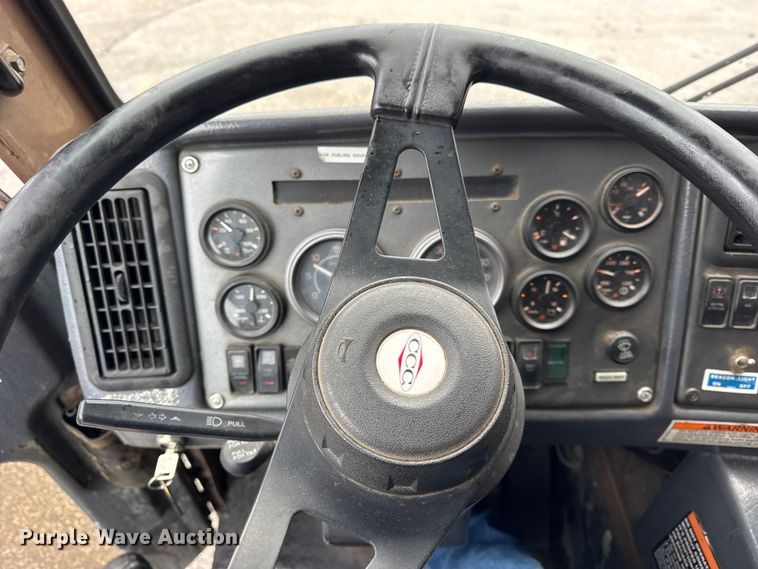 image for item ER0385 2005 Crane Carrier Company refuse truck