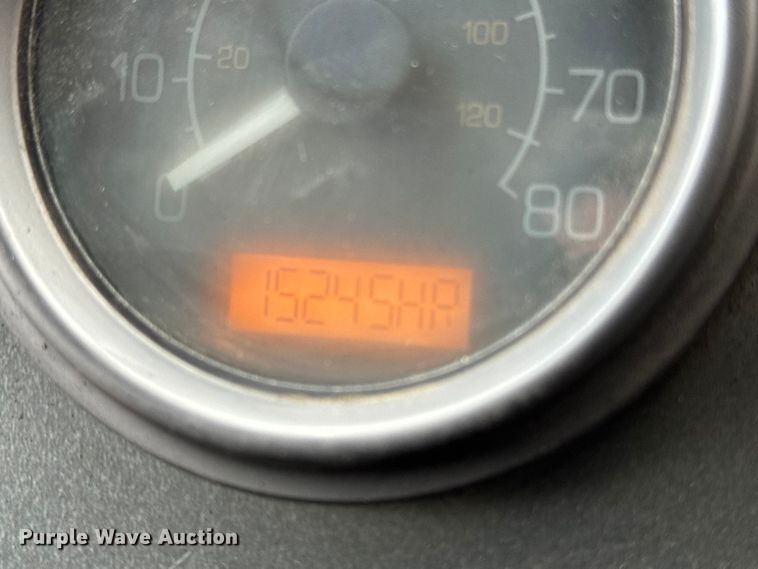 image for item ER0385 2005 Crane Carrier Company refuse truck