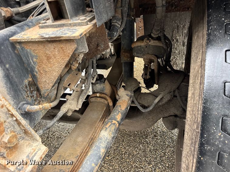 image for item ER0385 2005 Crane Carrier Company refuse truck