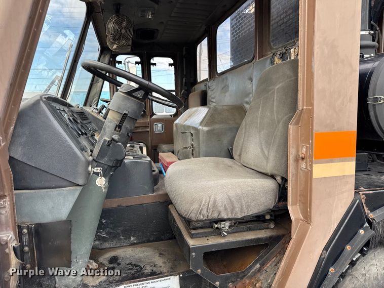 image for item ER0386 2001 Crane Carrier Company refuse truck