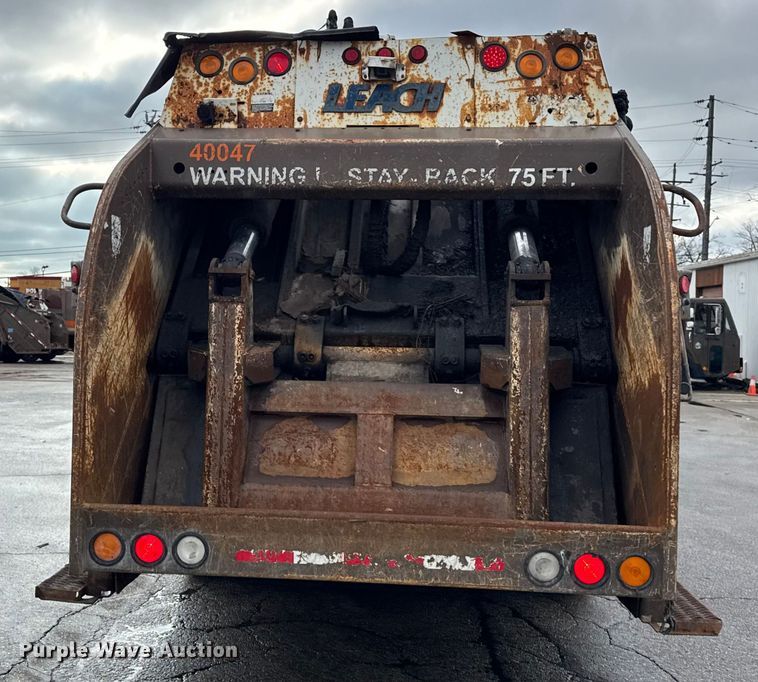 image for item ER0387 2001 Crane Carrier Company refuse truck