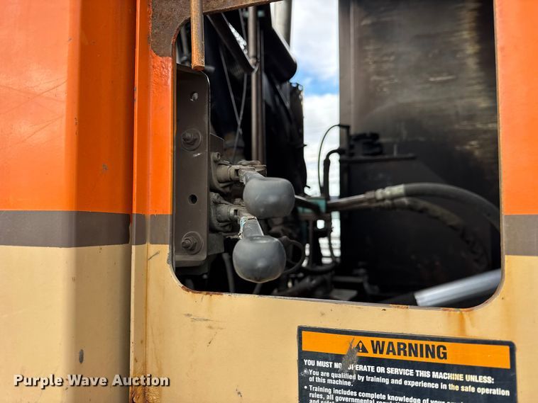 image for item ER0387 2001 Crane Carrier Company refuse truck