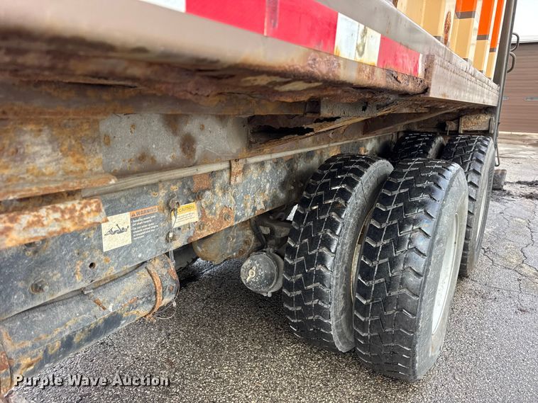 image for item ER0387 2001 Crane Carrier Company refuse truck