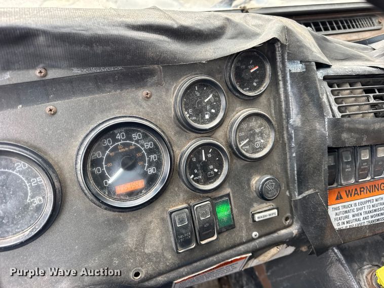 image for item ER0387 2001 Crane Carrier Company refuse truck