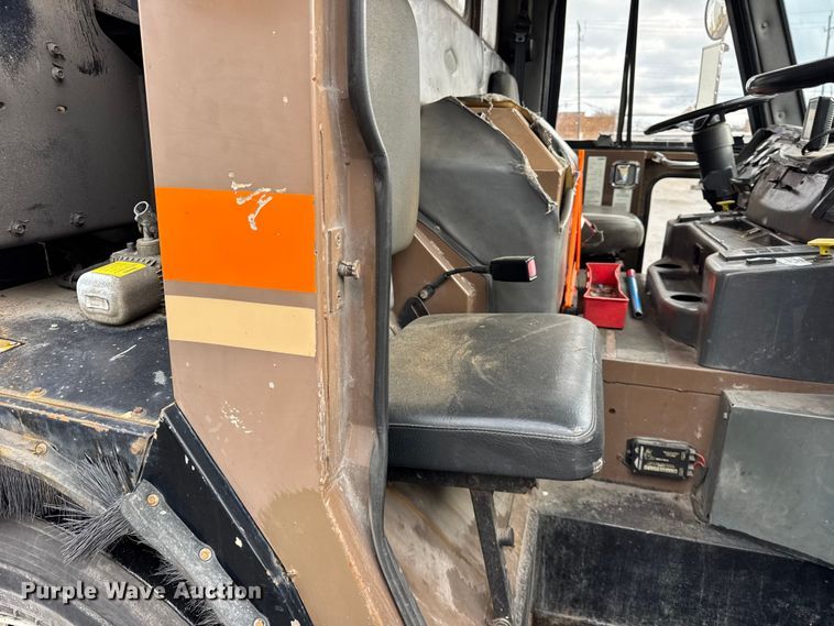 image for item ER0387 2001 Crane Carrier Company refuse truck