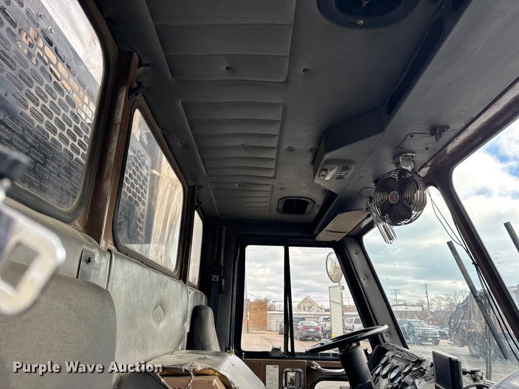 image for item ER0387 2001 Crane Carrier Company refuse truck