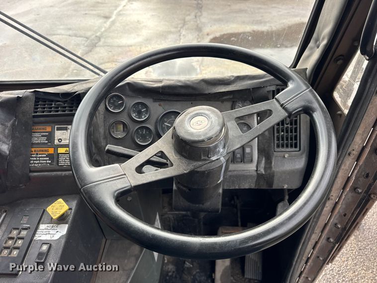 image for item ER0387 2001 Crane Carrier Company refuse truck