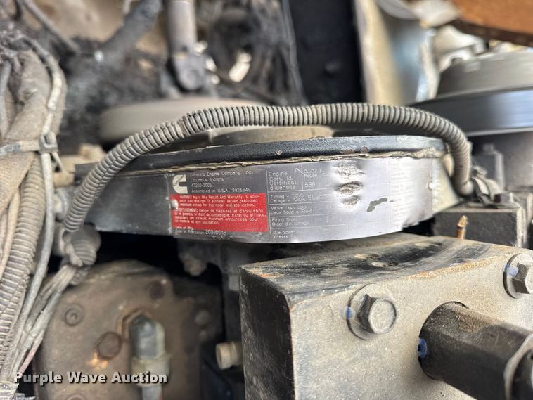 image for item ER0387 2001 Crane Carrier Company refuse truck