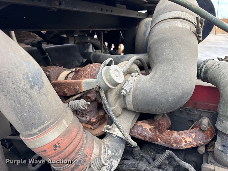 image for item ER0387 2001 Crane Carrier Company refuse truck