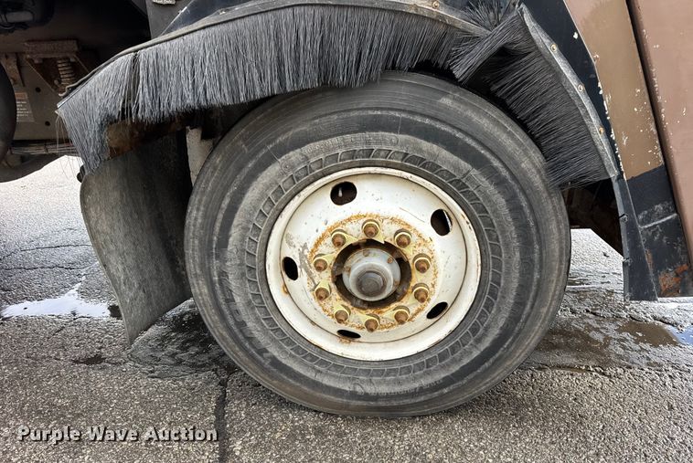 image for item ER0387 2001 Crane Carrier Company refuse truck