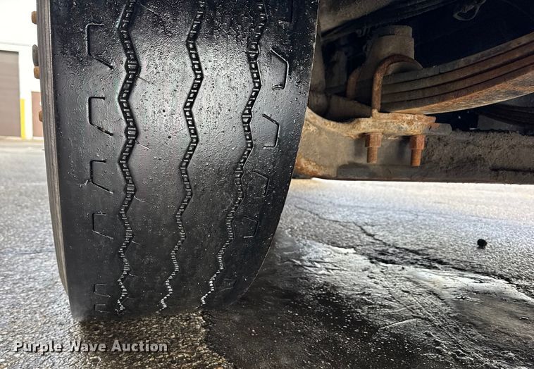 image for item ER0387 2001 Crane Carrier Company refuse truck