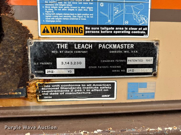 image for item ER0388 2007 Crane Carrier Company refuse truck