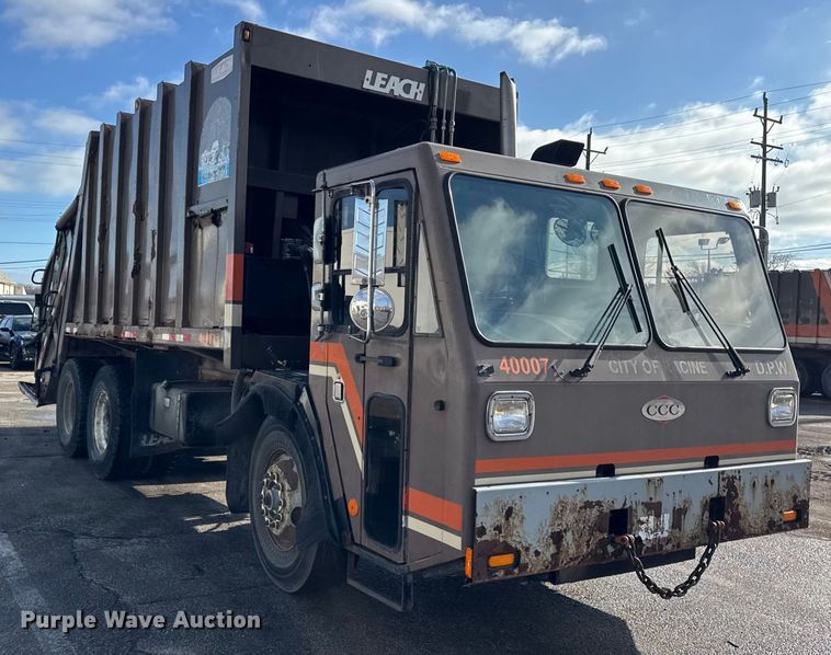 image for item ER0389 2005 Crane Carrier Company refuse truck