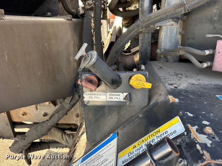 image for item ER0389 2005 Crane Carrier Company refuse truck