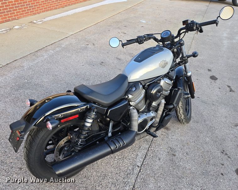 image for item ES2673 2024 Harley-Davidson Nightster motorcycle