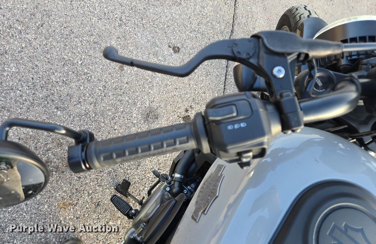 image for item ES2673 2024 Harley-Davidson Nightster motorcycle